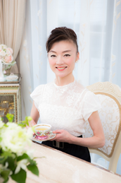 マダム由美子プロフィール写真